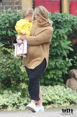 Kimberley_and_Bobby_out_and_about_07_10_16_28729.jpg