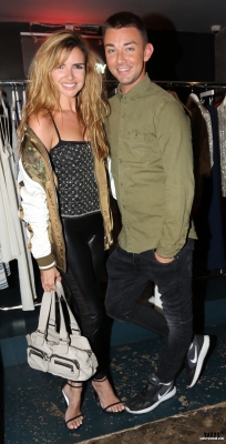 Nadine_at_London_Fashion_Week_21_09_16_28329.jpg