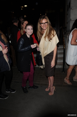 Nadine_at_Spectacle_Wearer_of_the_Year_Awards_in_London_11_10_16_287929.jpg