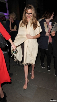 Nadine_at_Spectacle_Wearer_of_the_Year_Awards_in_London_11_10_16_288629.jpg