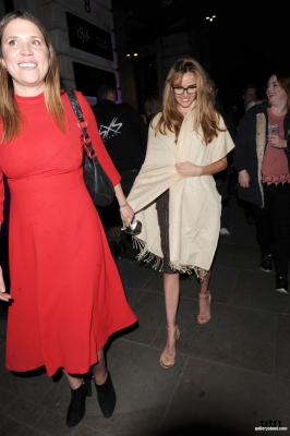 Nadine_at_Spectacle_Wearer_of_the_Year_Awards_in_London_11_10_16_288729.jpg