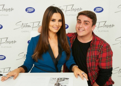 Storm_Flower_Platinum_Signing_27_10_16_2811829.jpg
