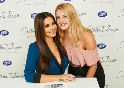 Storm_Flower_Platinum_Signing_27_10_16_288429.jpg