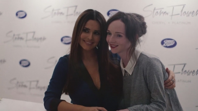 Cheryl_StormFlower_Platinum_launch_mp40147.jpg