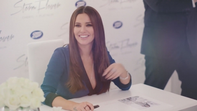 Cheryl_StormFlower_Platinum_launch_mp40186.jpg