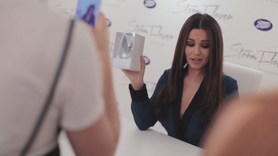 Cheryl_StormFlower_Platinum_launch_mp40241.jpg