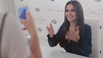 Cheryl_StormFlower_Platinum_launch_mp40260.jpg