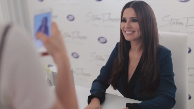 Cheryl_StormFlower_Platinum_launch_mp40261.jpg