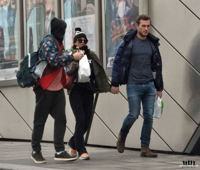 Sarah_arriving_at_the_Bord_Gais_Energy_Theatre_in_Dublin_12_11_16_282329.jpg