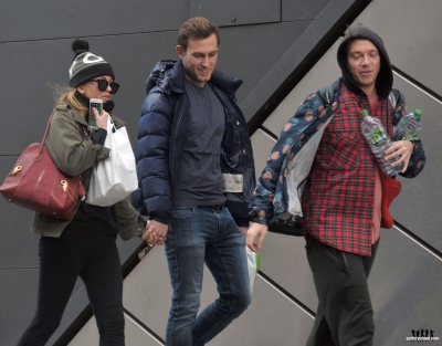 Sarah_arriving_at_the_Bord_Gais_Energy_Theatre_in_Dublin_12_11_16_28329.jpg