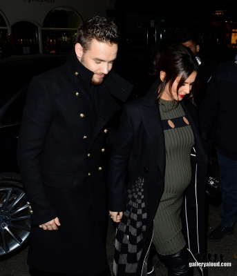 Arriving_at_the_Fair_of_St_James_Christmas_Carol_Concert_29_11_16_281129.jpg