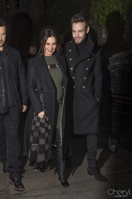 Arriving_at_the_Fair_of_St_James_Christmas_Carol_Concert_29_11_16_2811629.jpg