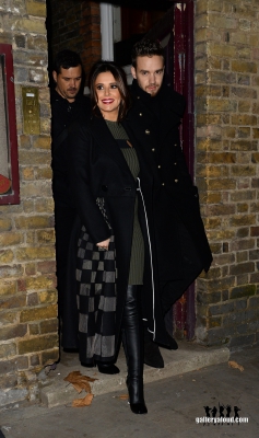 Arriving_at_the_Fair_of_St_James_Christmas_Carol_Concert_29_11_16_282229.jpg