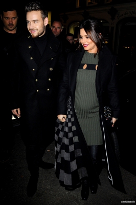 Arriving_at_the_Fair_of_St_James_Christmas_Carol_Concert_29_11_16_286529.JPG