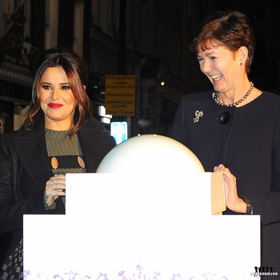 The_St_James__Church_Christmas_Lights_Switch_On_29_11_16_2819929.jpg