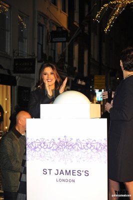 The_St_James__Church_Christmas_Lights_Switch_On_29_11_16_2821329.jpg