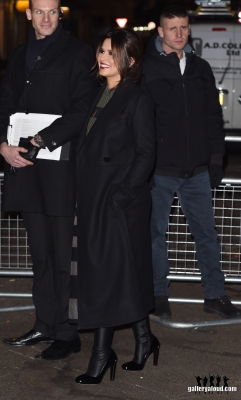 The_St_James__Church_Christmas_Lights_Switch_On_29_11_16_2822929.jpg