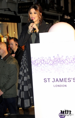 The_St_James__Church_Christmas_Lights_Switch_On_29_11_16_2829429.jpg