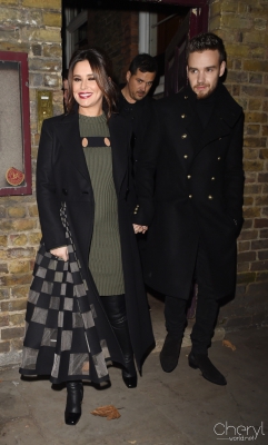 Leaving_St_James_Church_29_11_16_281129.jpg