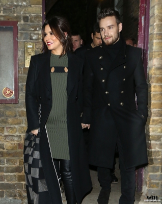 Leaving_St_James_Church_29_11_16_2813429.jpg