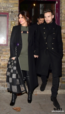 Leaving_St_James_Church_29_11_16_2816429.jpg