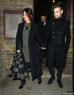 Leaving_St_James_Church_29_11_16_2817729.jpg