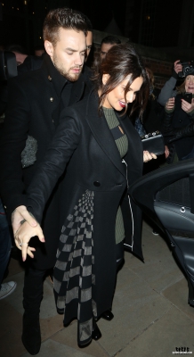 Leaving_St_James_Church_29_11_16_2818629.jpg