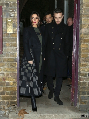 Leaving_St_James_Church_29_11_16_2821429.jpg