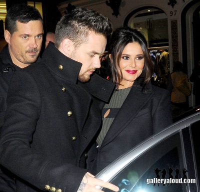 Leaving_St_James_Church_29_11_16_2825029.jpg