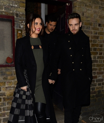 Leaving_St_James_Church_29_11_16_287829.jpg