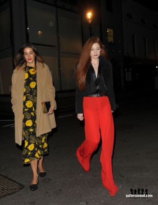 Arriving_at_Bo_Lang_Restaurant_in_Chelsea2C_London_14_12_16_281229.jpg