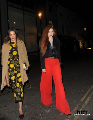 Arriving_at_Bo_Lang_Restaurant_in_Chelsea2C_London_14_12_16_281429.jpg