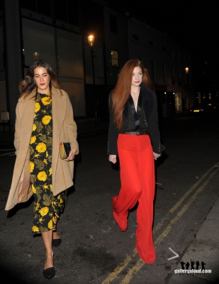 Arriving_at_Bo_Lang_Restaurant_in_Chelsea2C_London_14_12_16_281529.jpg