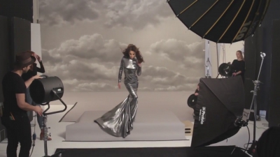 Cheryl_Storm_Flower_Platinum_Fragrance_BTS_HD_mp40103.jpg