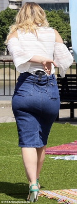 Outside_ITV_studios_14_06_17_28629.jpg