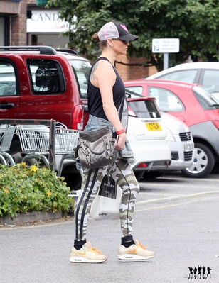 Out_in_North_London_05_07_17_28129.jpg
