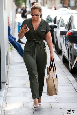 Outside_AOL_Build_in_London_20_07_17_281029.jpg