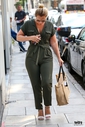 Outside_AOL_Build_in_London_20_07_17_283929.jpg