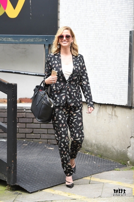 Leaving_the_ITV_Studios_05_09_17_282829.jpg
