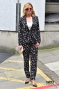 Имя файла=Leaving_the_ITV_Studios_05_09_17_282129.jpg
Размер файла=3076КБ
Размеры=1799x2700
Дата=Сент 05, 2017 Leaving_the_ITV_Studios_05_09_17_282129.jpg