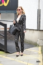 Имя файла=Leaving_the_ITV_Studios_05_09_17_282929.jpg
Размер файла=2804КБ
Размеры=1797x2700
Дата=Сент 05, 2017 Leaving_the_ITV_Studios_05_09_17_282929.jpg