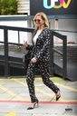 Имя файла=Leaving_the_ITV_Studios_05_09_17_283229.jpg
Размер файла=2630КБ
Размеры=1797x2700
Дата=Сент 05, 2017 Leaving_the_ITV_Studios_05_09_17_283229.jpg