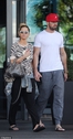 Sarah_Harding_and_Chad_Johnson_put_on_a_show_of_unity_to_leave_hotel_28_08_17_281829.jpg