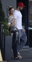 Sarah_Harding_and_Chad_Johnson_put_on_a_show_of_unity_to_leave_hotel_28_08_17_282029.jpg