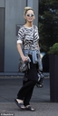 Sarah_Harding_and_Chad_Johnson_put_on_a_show_of_unity_to_leave_hotel_28_08_17_282229.jpg