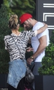 Sarah_Harding_and_Chad_Johnson_put_on_a_show_of_unity_to_leave_hotel_28_08_17_283129.jpg