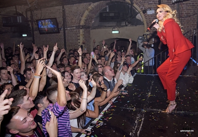 G-A-Y_16_09_17_283429.jpg