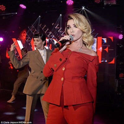 G-A-Y_16_09_17_288329.jpg