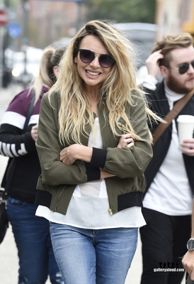 Arriving_at_BBC_Radio_Manchester_27_09_17_283229.jpg