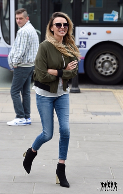 Arriving_at_Gaydio_Radio_Station_Manchester_27_09_17_282029.jpg